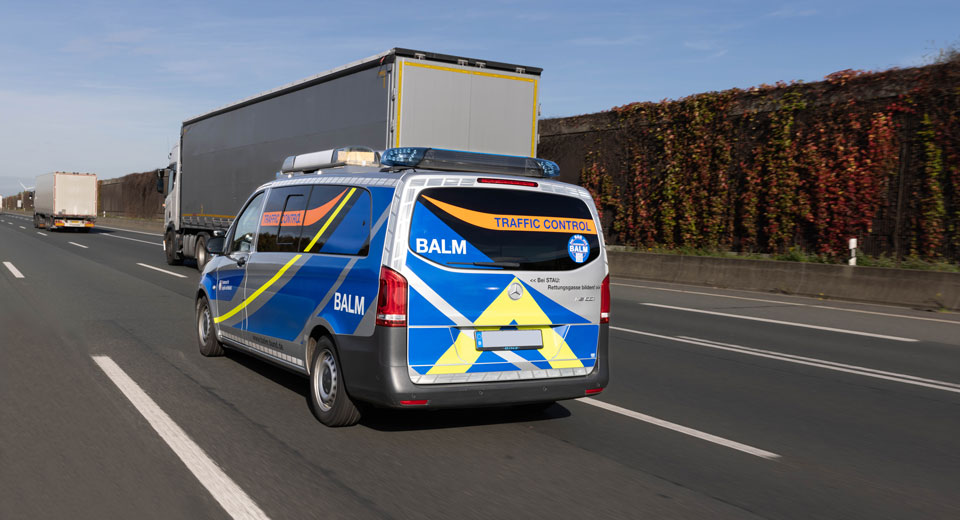 BALM-Fahrzeug auf der Straße